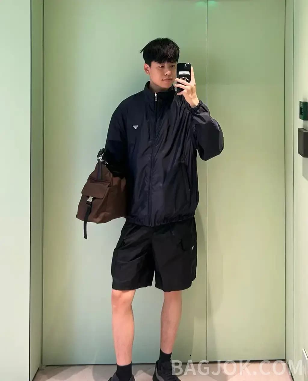 프라다 PRADA 리나일론 카고 쇼츠 상세 이미지