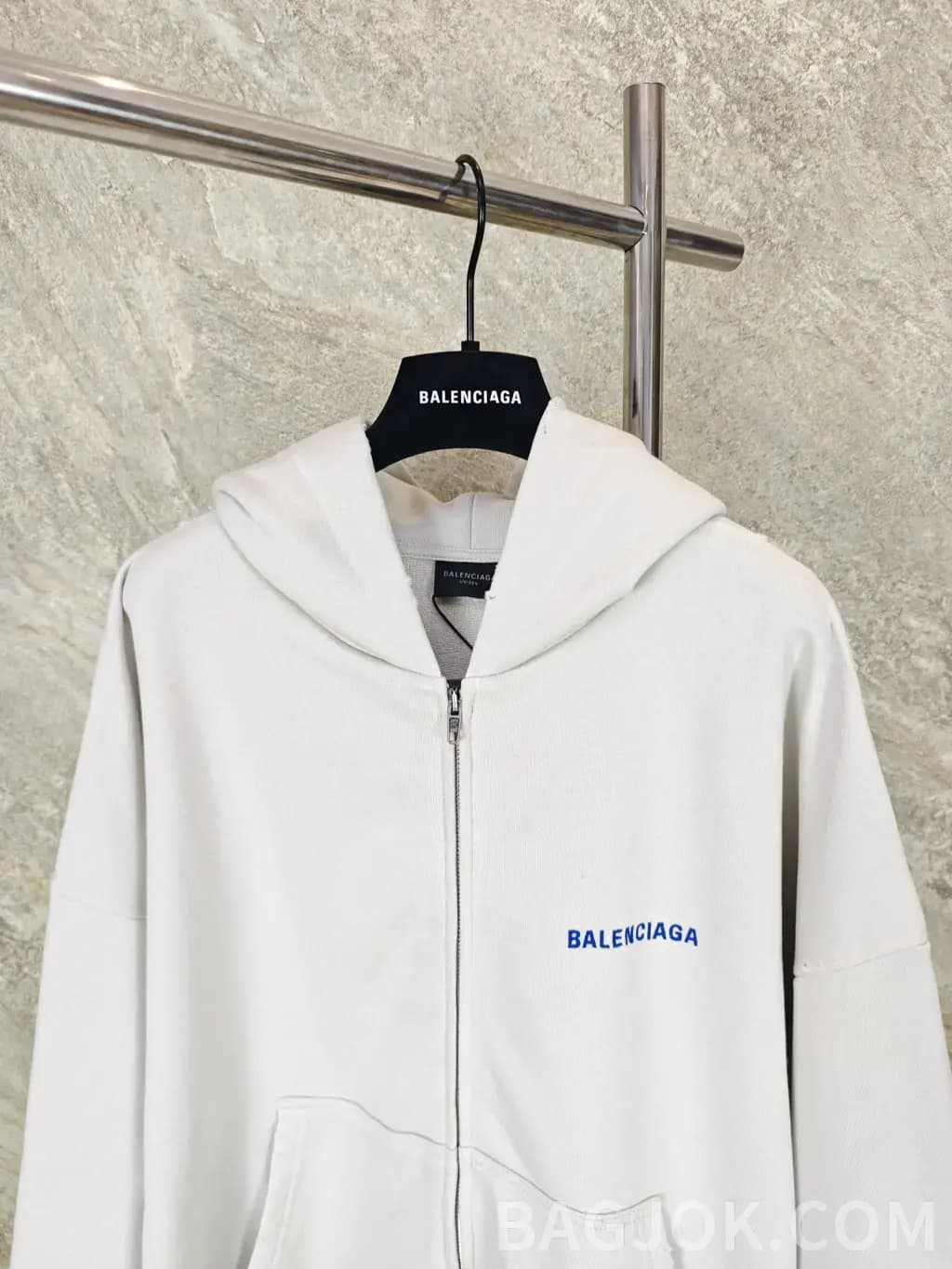 발렌시아가 BALENCIAGA 자수 집업 후드 상세 이미지