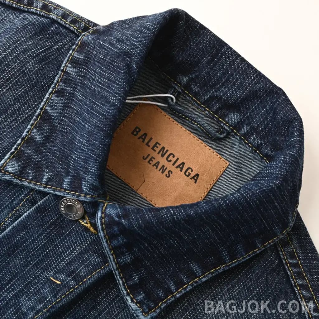 발렌시아가 BALENCIAGA 하트 로고 데님 트러커 자켓 상세 이미지