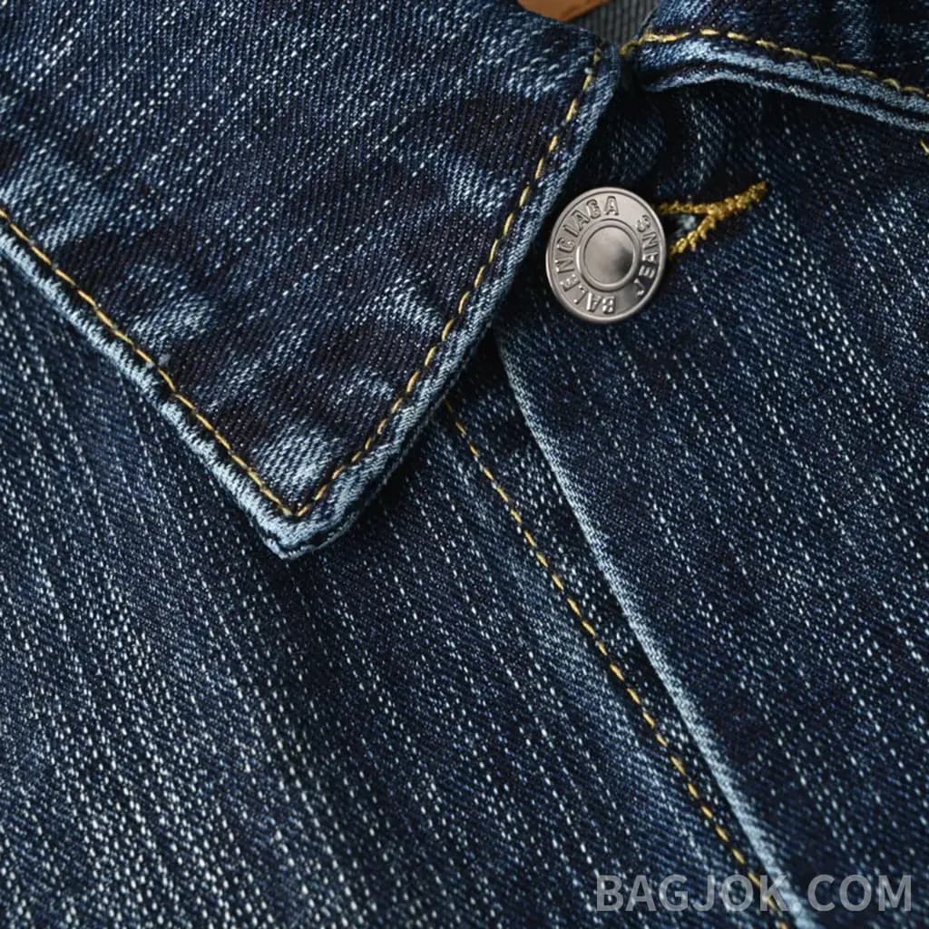발렌시아가 BALENCIAGA 하트 로고 데님 트러커 자켓 상세 이미지