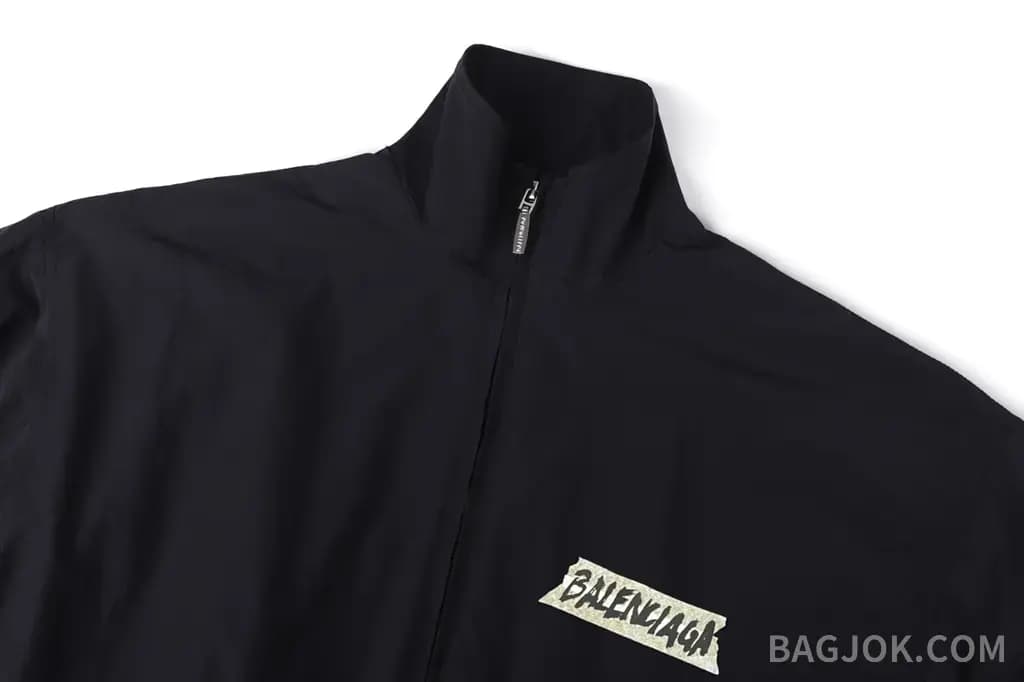 발렌시아가 BALENCIAGA 테이프 로고 집업 자켓 상세 이미지