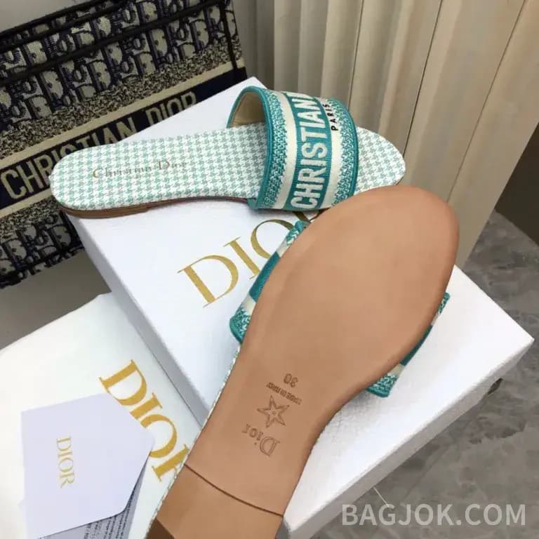 디올 디올 디웨이 (DWAY) 슬리퍼 25SS 상세 이미지