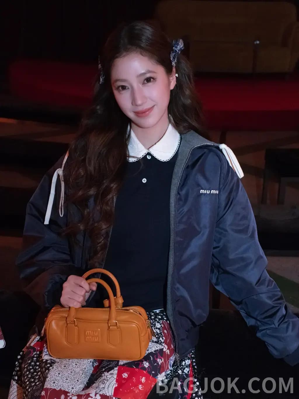 미우미우 MIU MIU 리버서블 테크 니트 후드 봄버 자켓 상세 이미지