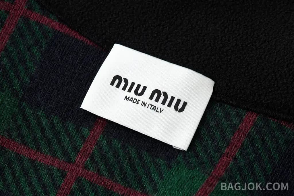 미우미우 MIU MIU 체크 테디 플리스 집업 상세 이미지