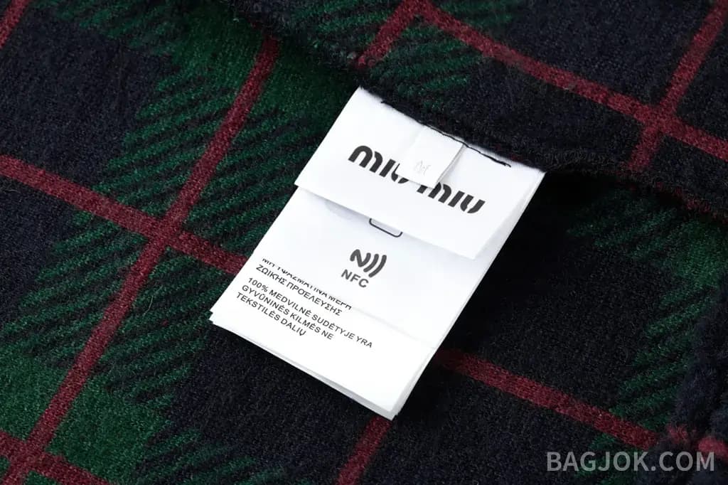 미우미우 MIU MIU 체크 테디 플리스 집업 상세 이미지