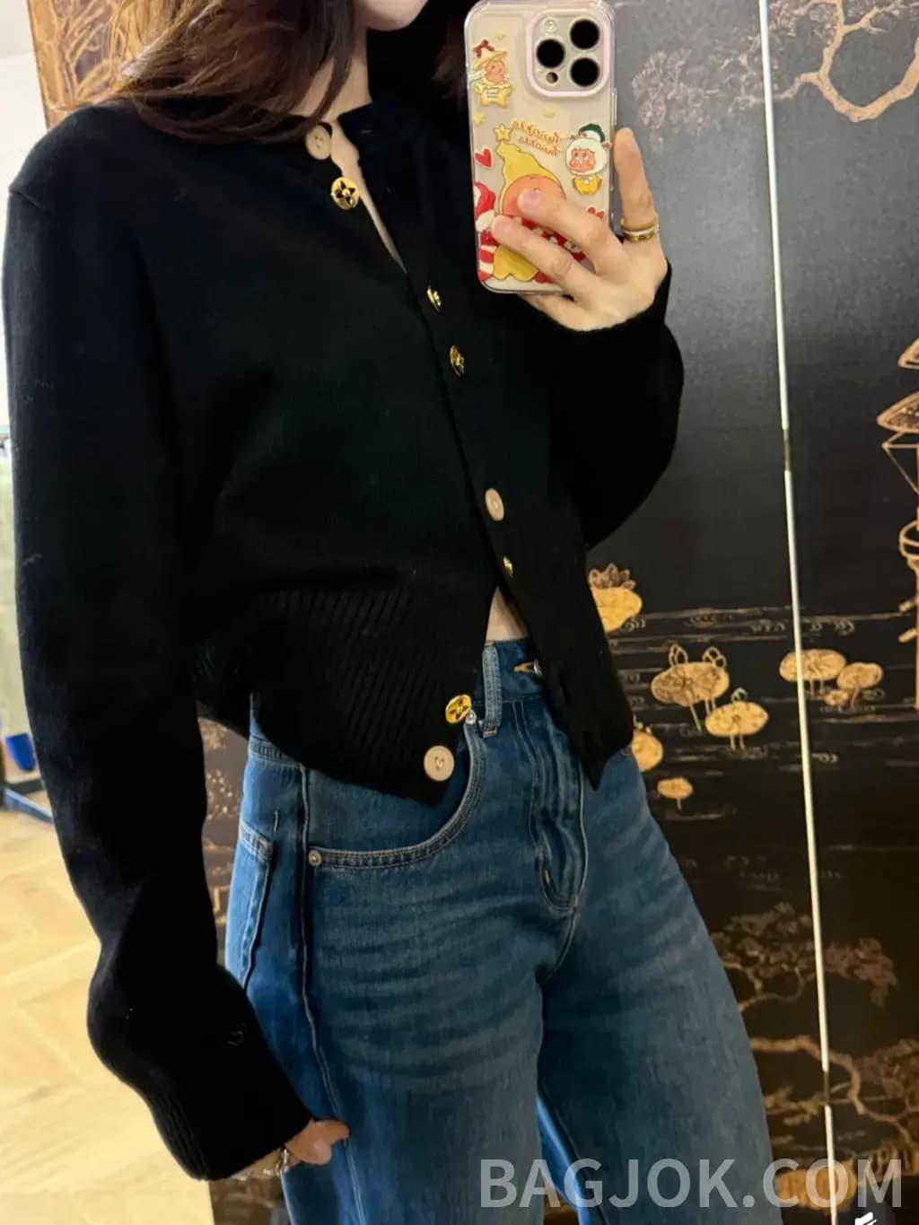 루이비통 LOUIS VUITTON 울 블렌드 크롭 니트 카디건(Long) 상세 이미지