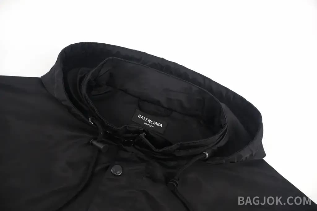 발렌시아가 BALENCIAGA CAUTION TAPE 그래픽 후드 자켓 상세 이미지