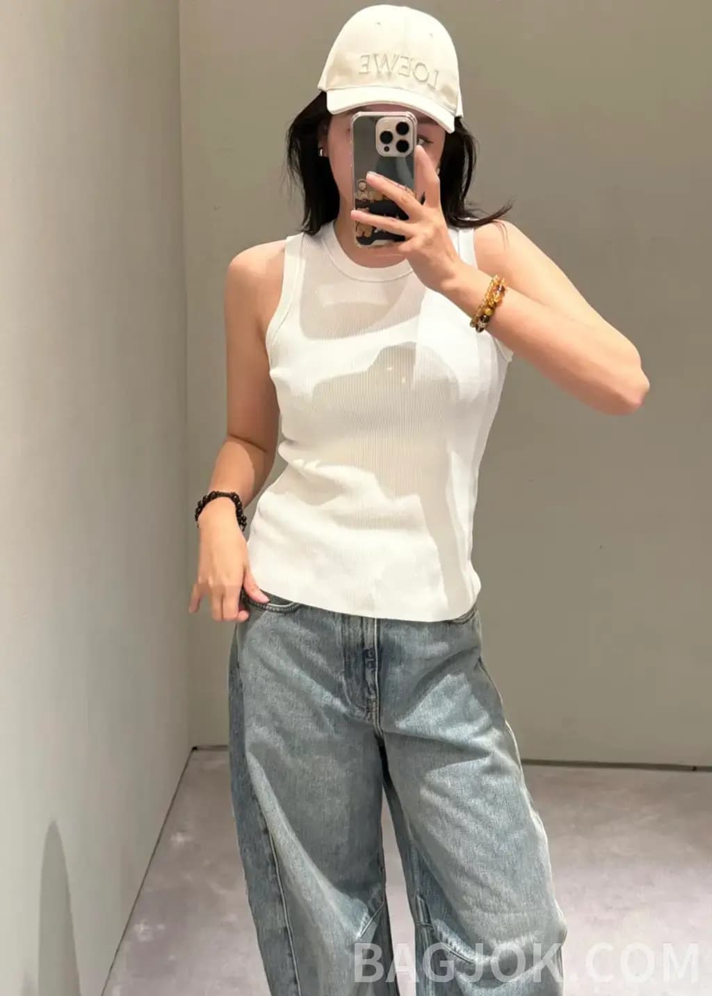 로에베 LOEWE 아나그램 자수 립 탱크탑 상세 이미지