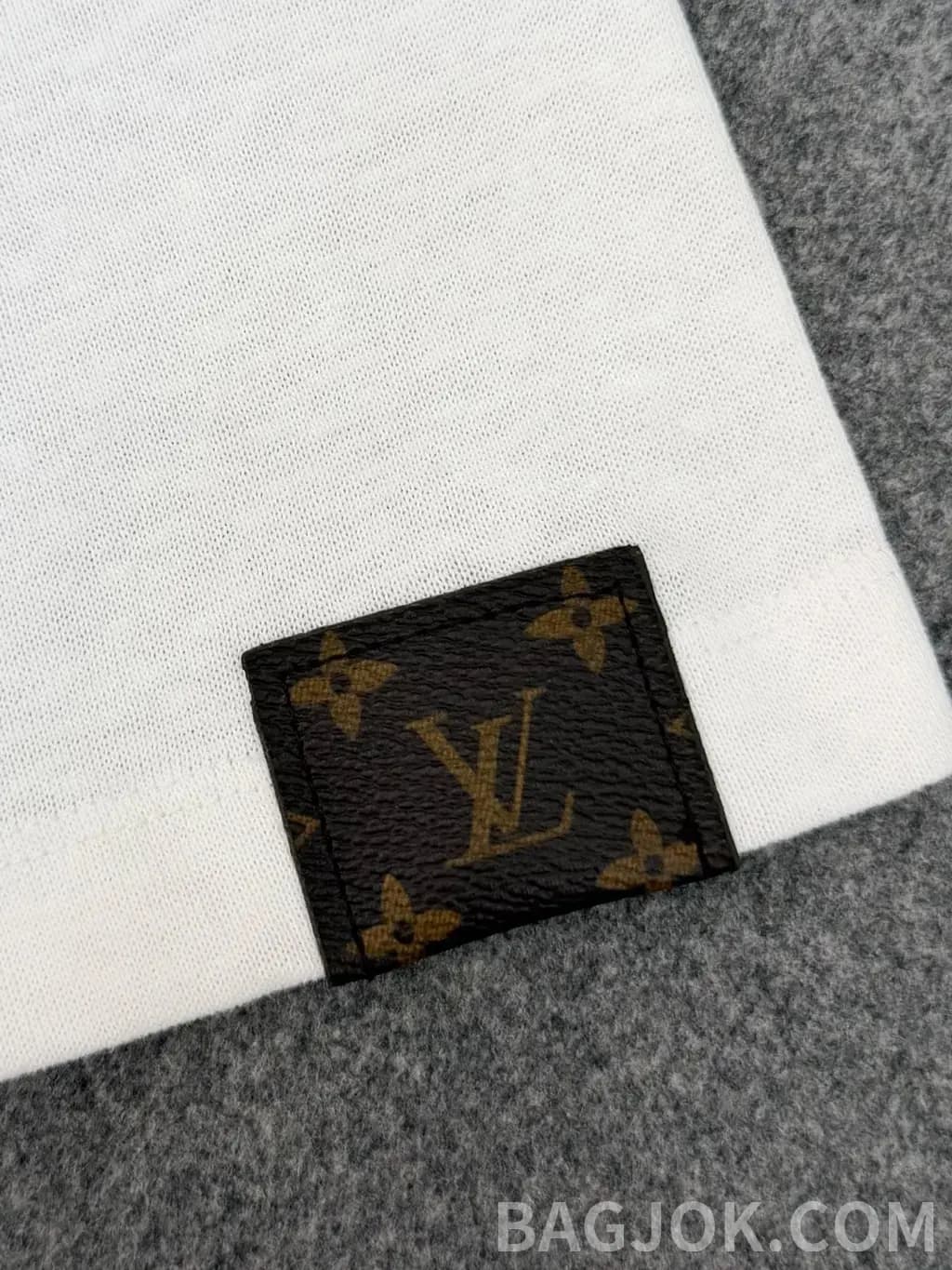 루이비통 LOUIS VUITTON 빈티지 러기지 프린트 오버사이즈 티셔츠 상세 이미지