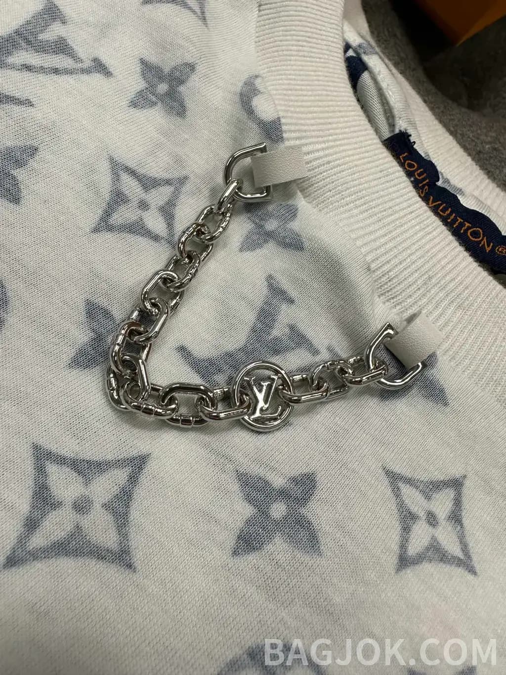 루이비통 LOUIS VUITTON 올오버 모노그램 체인 반팔 티셔츠 상세 이미지