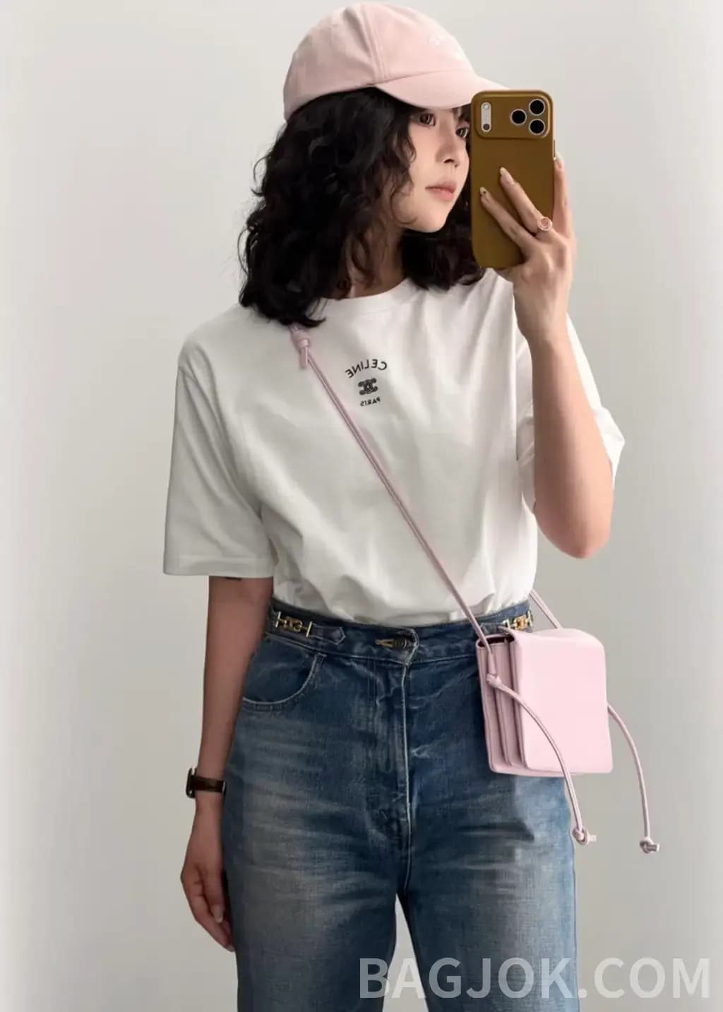 셀린느 CELINE 트리옴프 자수 오버핏 반팔 티셔츠 상세 이미지