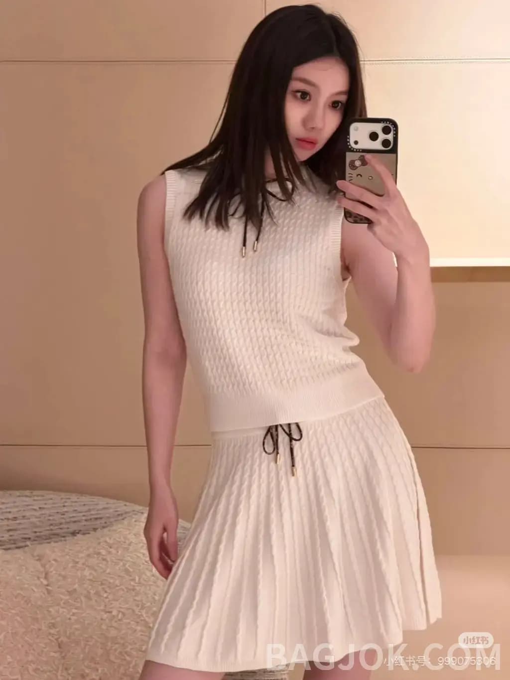 루이비통 LOUIS VUITTON 케이블 니트 리본 슬리브리스 탑 상세 이미지