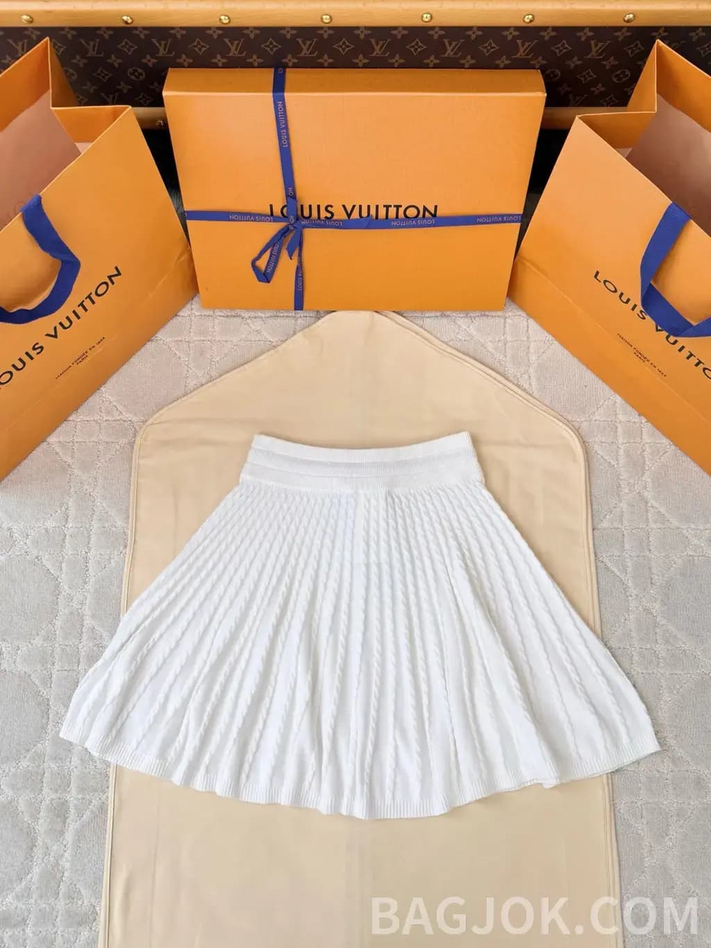 루이비통 LOUIS VUITTON 케이블 니트 리본 플리츠 스커트 상세 이미지