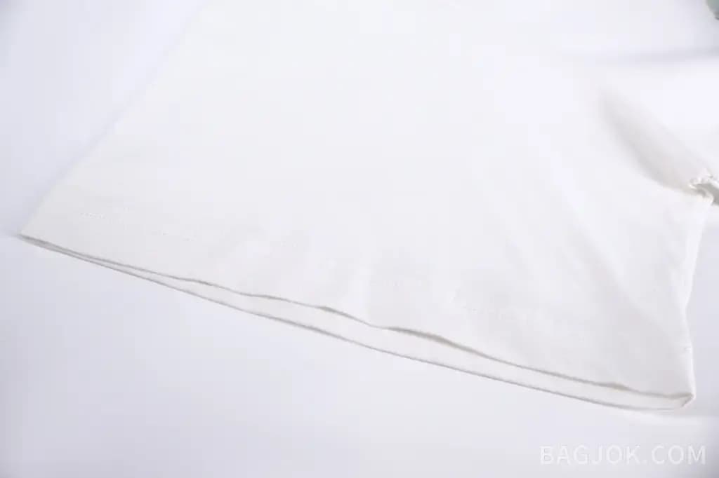 메종마르지엘라 MAISON MARGIELA 디지털 프린트 아티스틱 티셔츠 상세 이미지