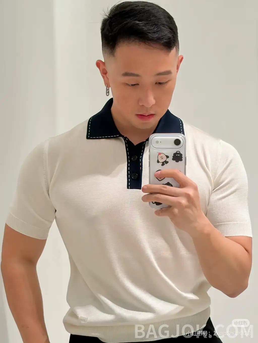 펜디 FENDI 콘트라스트 칼라 니트 폴로 셔츠 상세 이미지