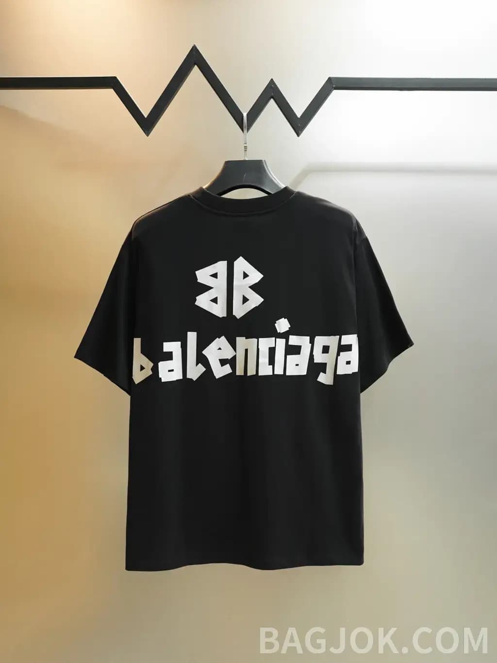 발렌시아가 BALENCIAGA 헤비듀티 프린트 크루넥 반팔 티셔츠 상세 이미지