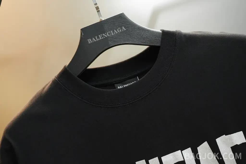 발렌시아가 BALENCIAGA 헤비듀티 프린트 크루넥 반팔 티셔츠 상세 이미지