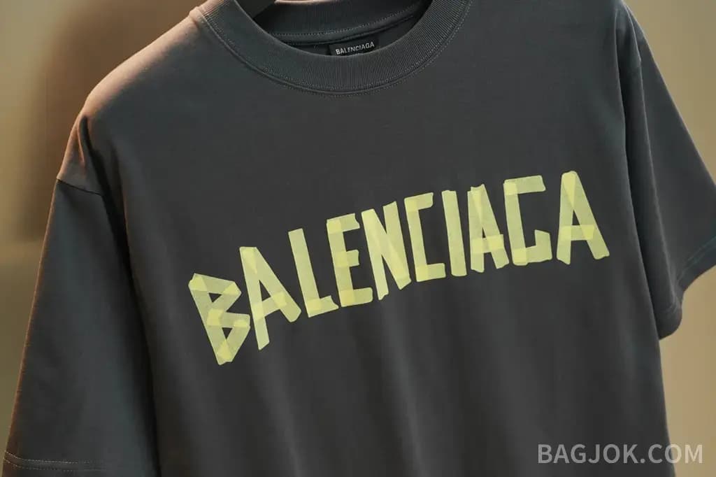 발렌시아가 BALENCIAGA 헤비듀티 프린트 크루넥 반팔 티셔츠 상세 이미지