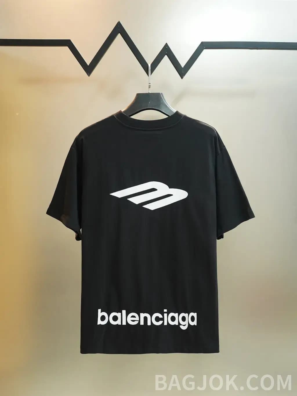 발렌시아가 BALENCIAGA M 로고 오버핏 크루넥 반팔 티셔츠 상세 이미지