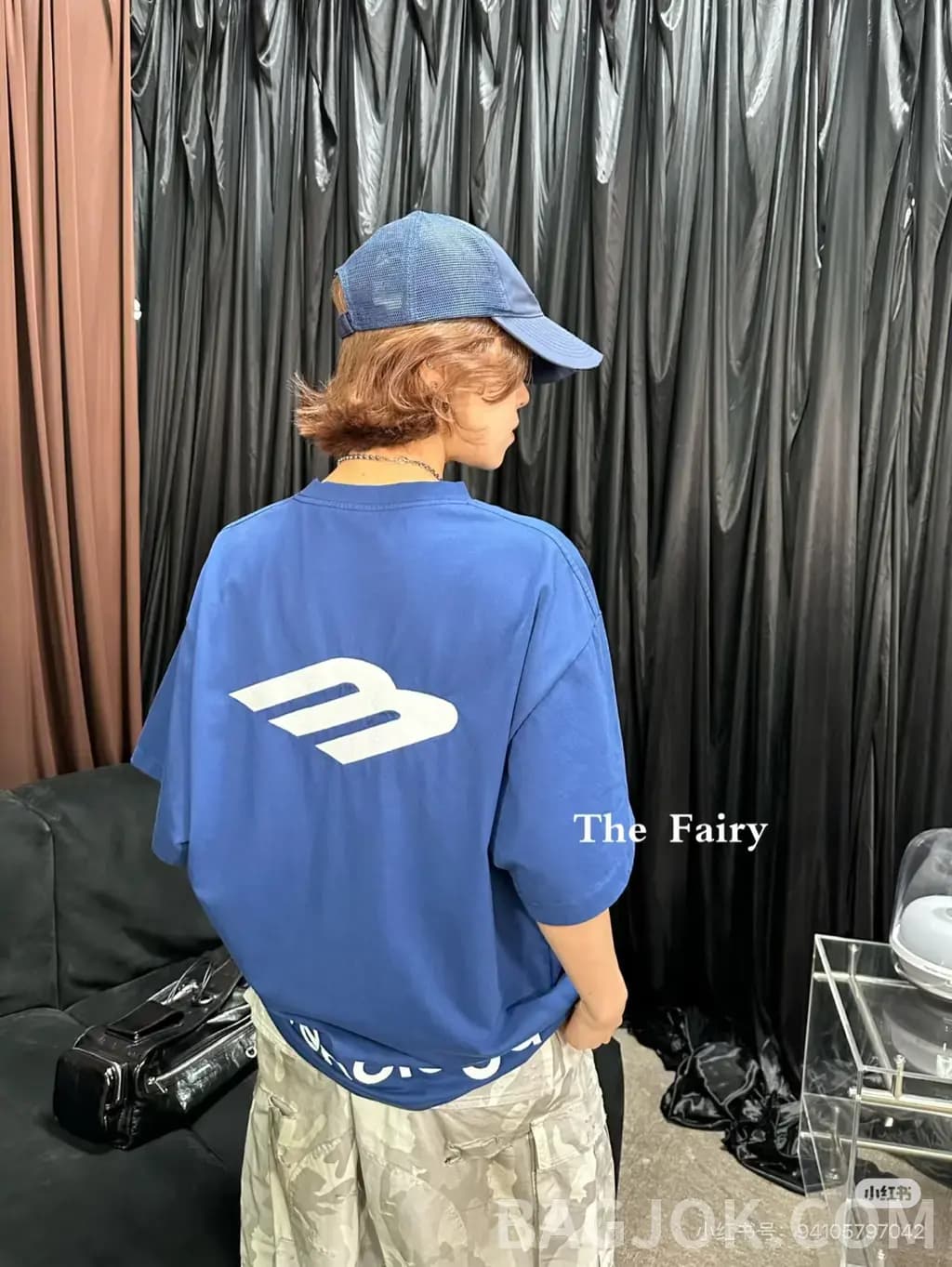 발렌시아가 BALENCIAGA M 로고 오버핏 크루넥 반팔 티셔츠 상세 이미지