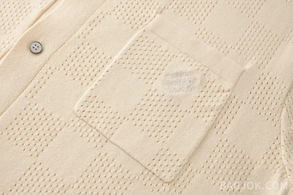 루이비통 LOUIS VUITTON 체크 오픈워크 니트 반팔 폴로 셔츠 상세 이미지