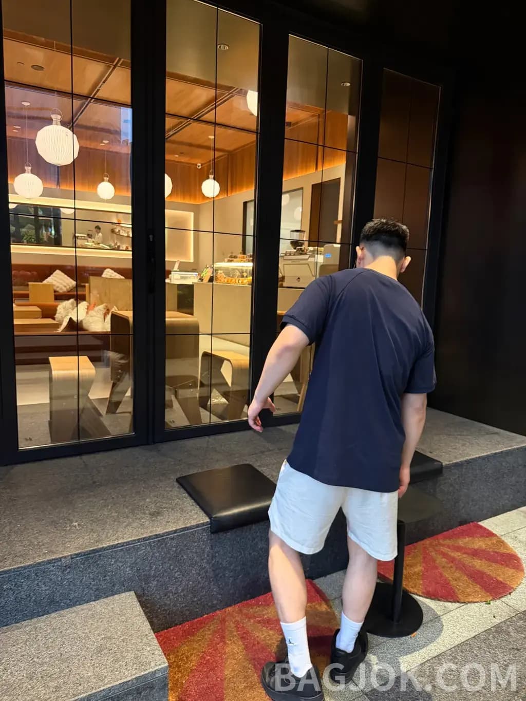 로에베 LOEWE 아나그램 자수 코튼 티셔츠 상세 이미지