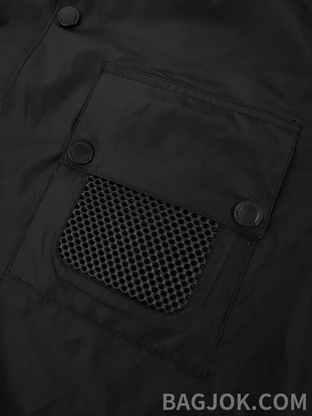 몽클레어 MONCLER 테크니컬 유틸리티 반팔 셔츠 상세 이미지