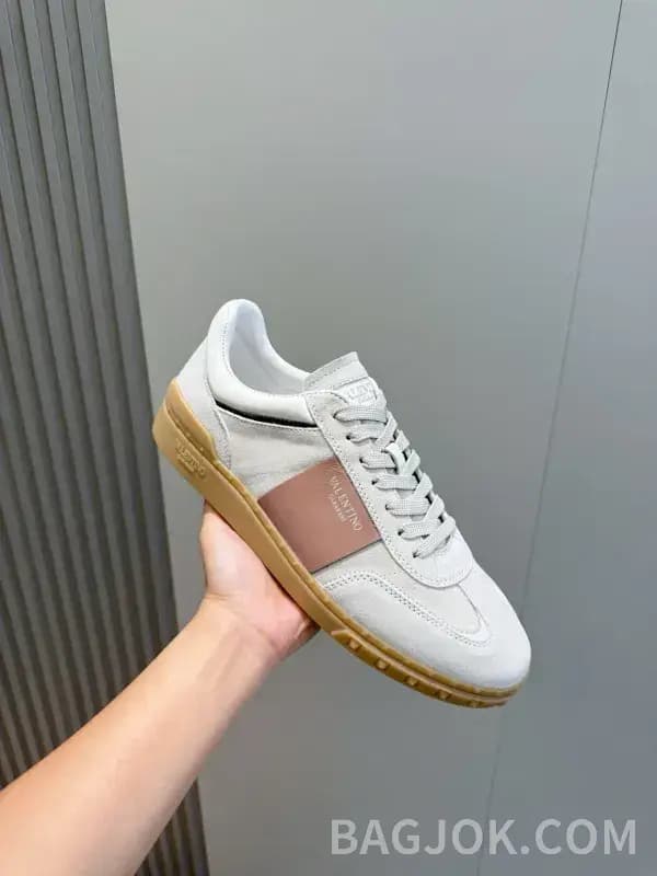 발렌티노 발렌티노 프리도트 스니커즈 상세 이미지