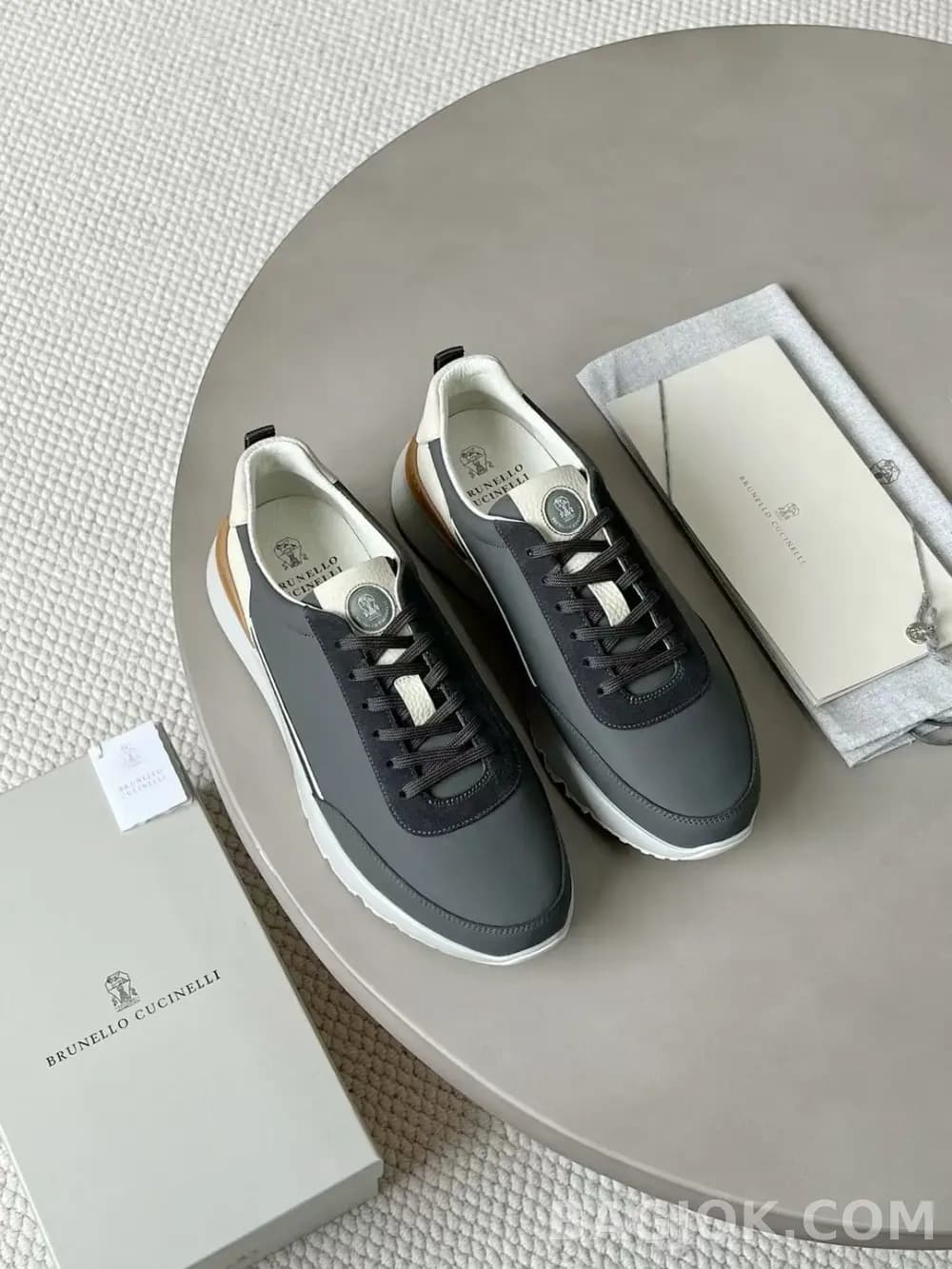 보스넬로쿠치넬리 보스넬로 쿠치넬리 러너 스니커즈 ver.5 (카프스웨이드) 상세 이미지