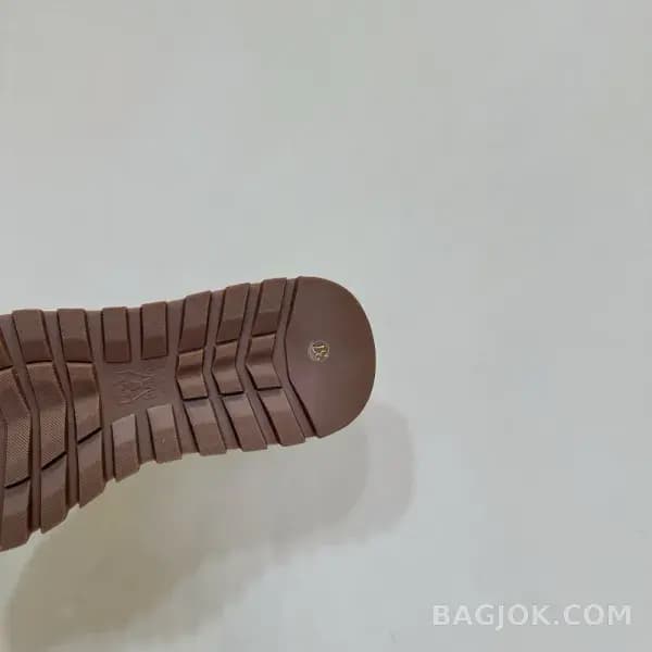 보스넬로쿠치넬리 보스넬로 쿠치넬리 클래식 러너 스니커즈 상세 이미지