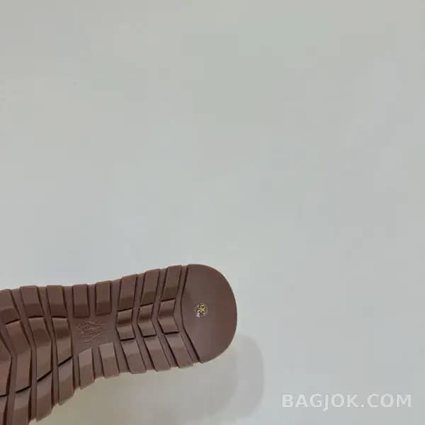 보스넬로쿠치넬리 보스넬로 쿠치넬리 크로스 패널 스니커즈 상세 이미지